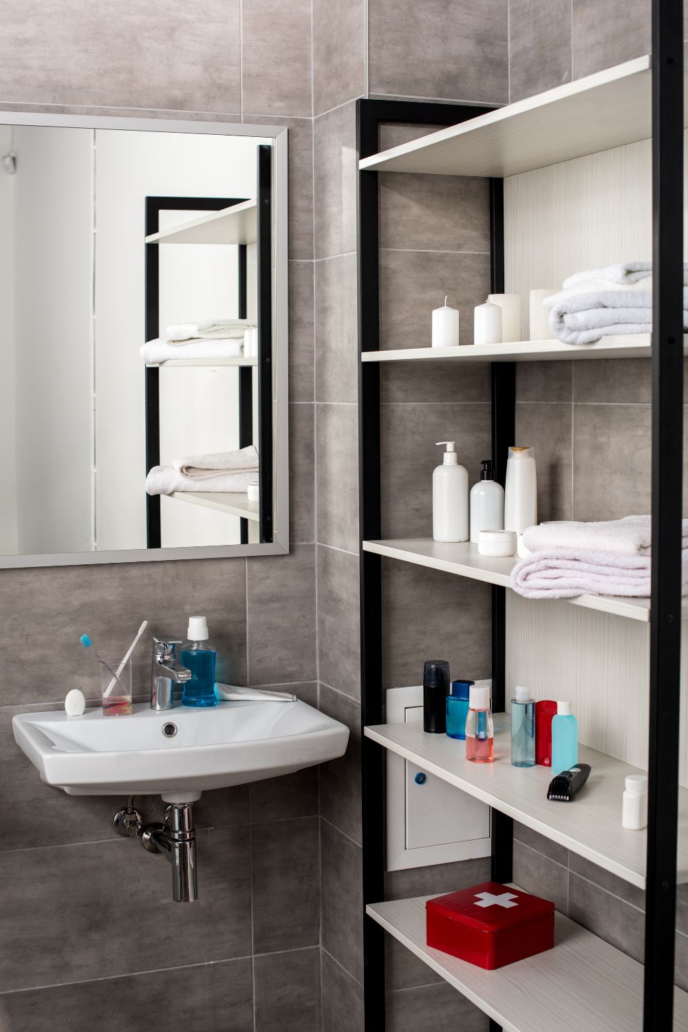 Modern Bathroom Ladder Shelf Storage